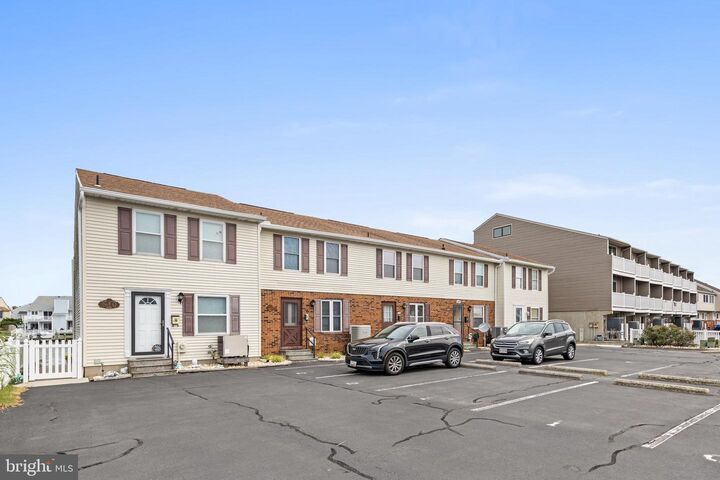Property Photo:  610 Bayshore Court 3  MD 21842 