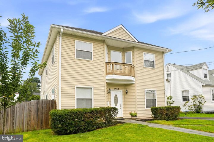 Property Photo: 1011 Crawford Drive MD 20851
