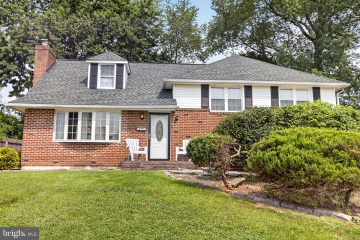 Property Photo: 1217 Mayfield Road DE 19803
