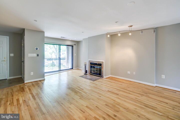 Property Photo:  1325 13th Street NW 28  DC 20005 