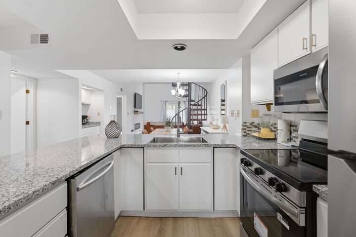 Property Photo: 223 Maison Dr. D-16 SC 29572