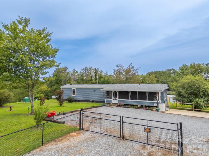 Property Photo:  251 Old Mill Road  NC 28746 
