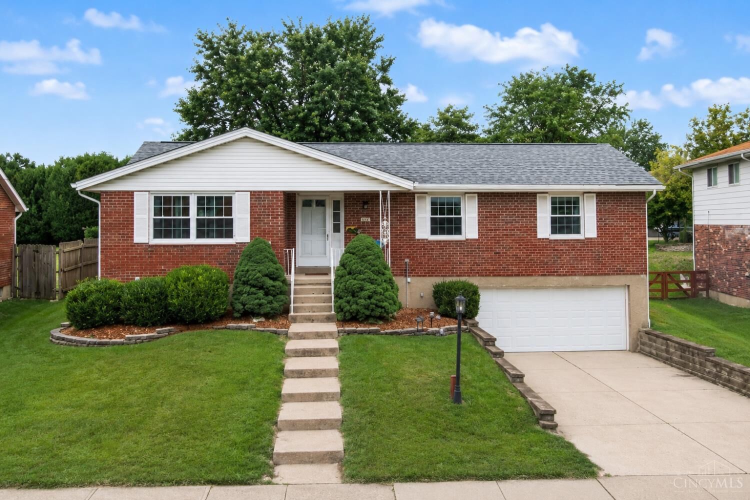 Property Photo:  263 Deephaven Drive  OH 45238 