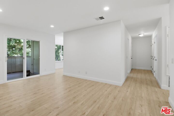 Property Photo:  2511 Easton Pl, Unit 48  CA 95133 