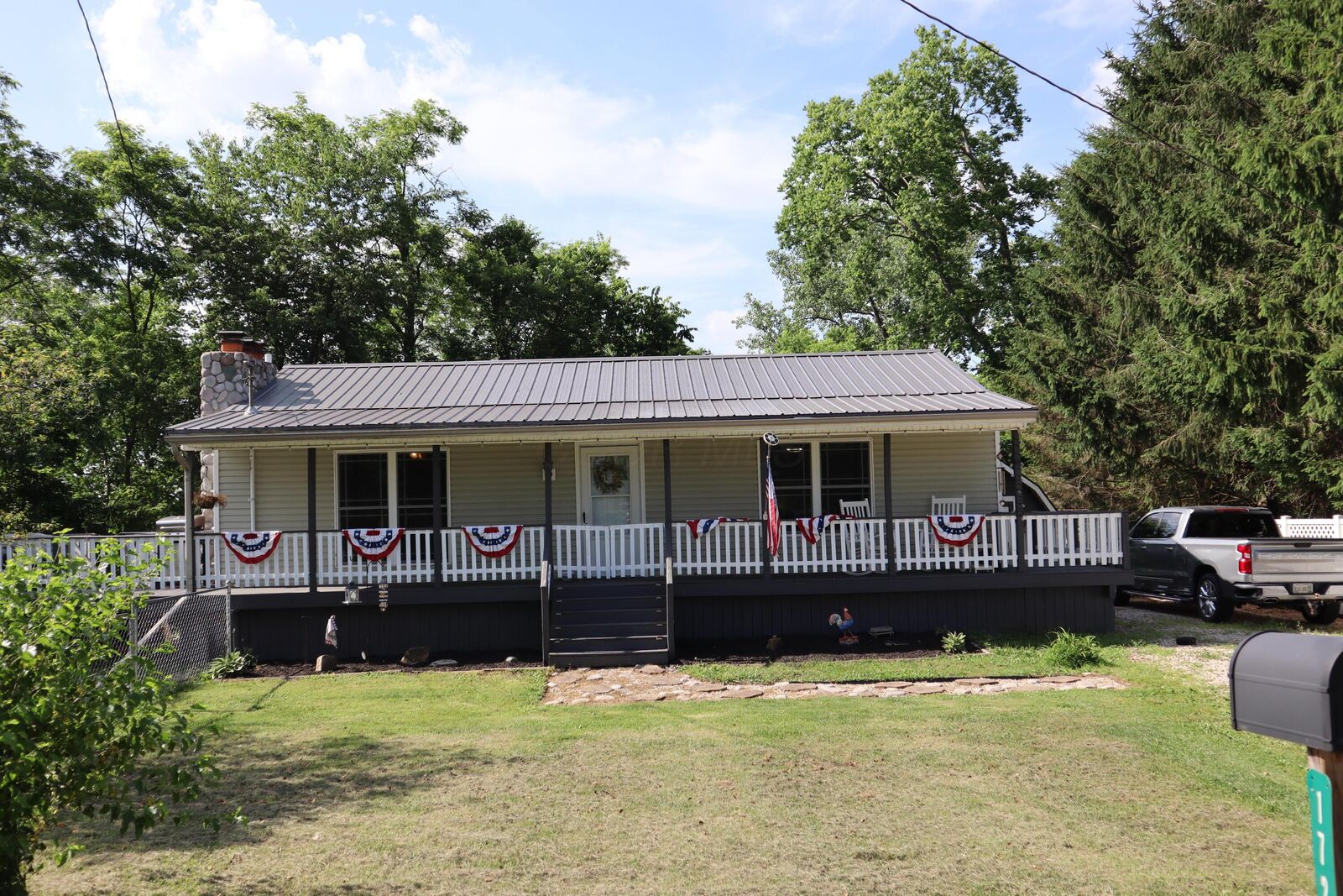 Property Photo:  1720 Homer NW Road  OH 43080 