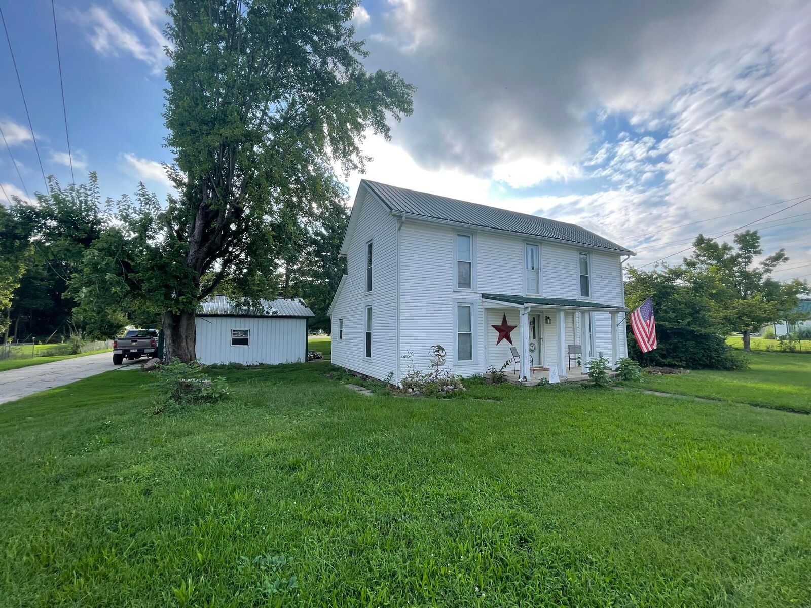 Property Photo:  16693 Main Street  OH 43164 
