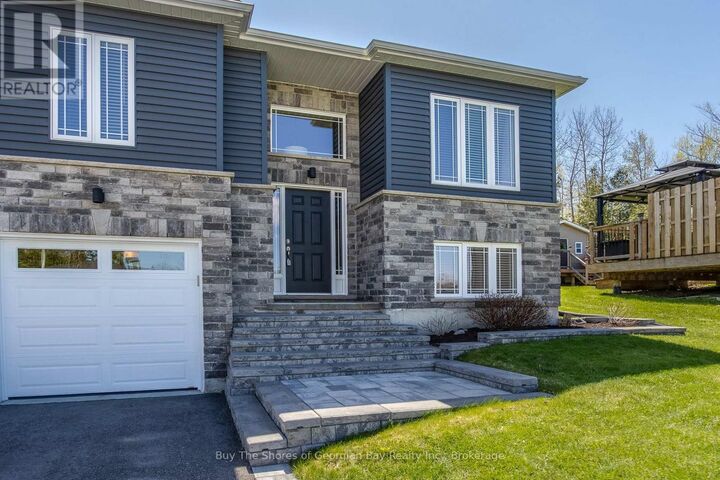 Property Photo: 11 Ralph Dalton Boulevard ON L0K 2A0