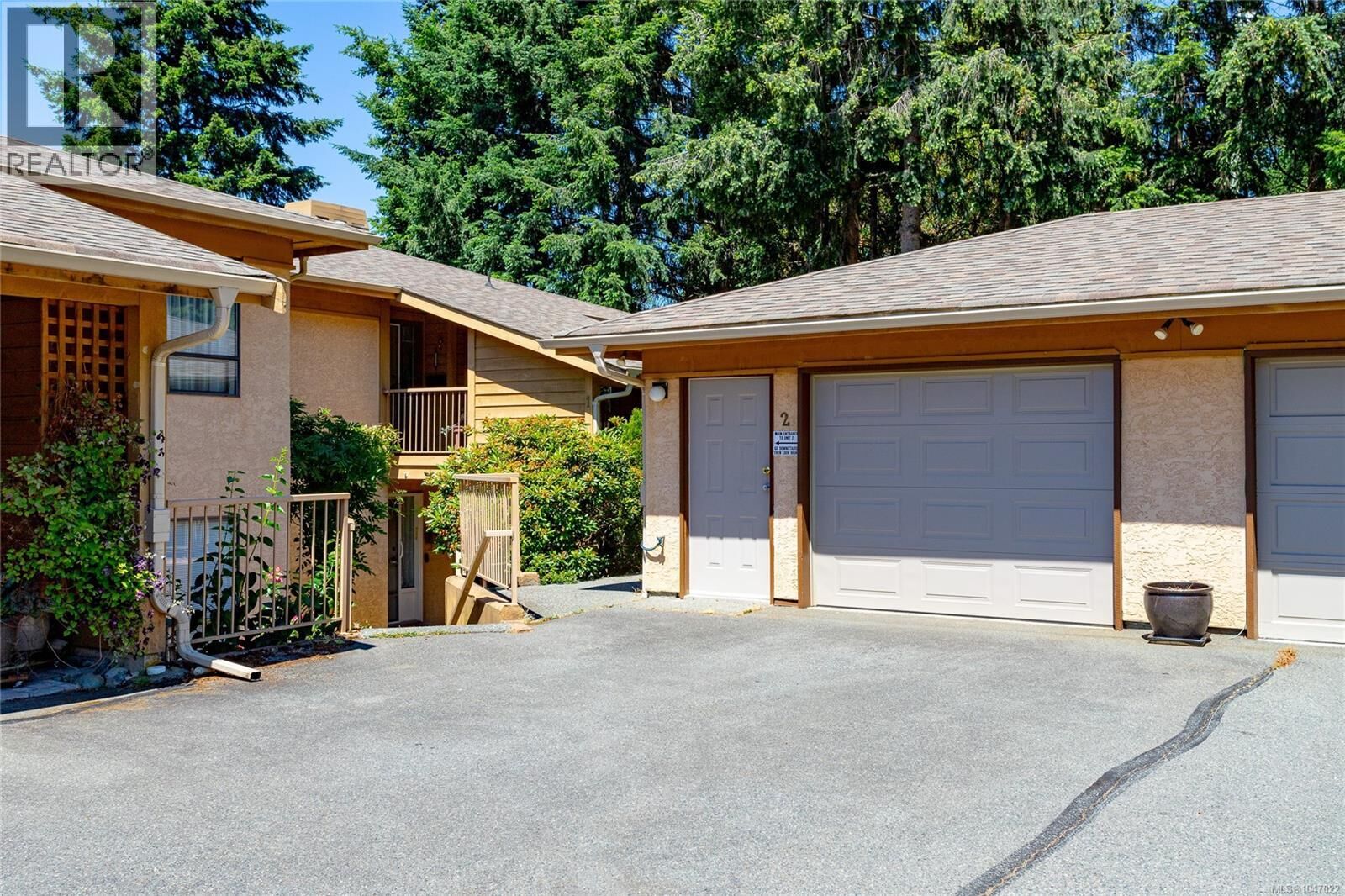 Property Photo: 639 Kildew Road 2 BC V9B 1Z6
