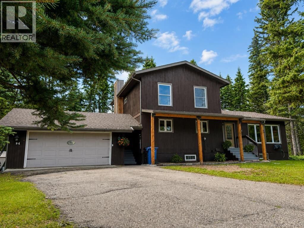Property Photo: 94 Redwood Meadows Drive AB T3Z 1A3