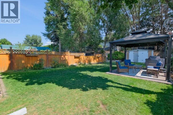 Property Photo: 747 Hollywood Road South BC V1X 5N1