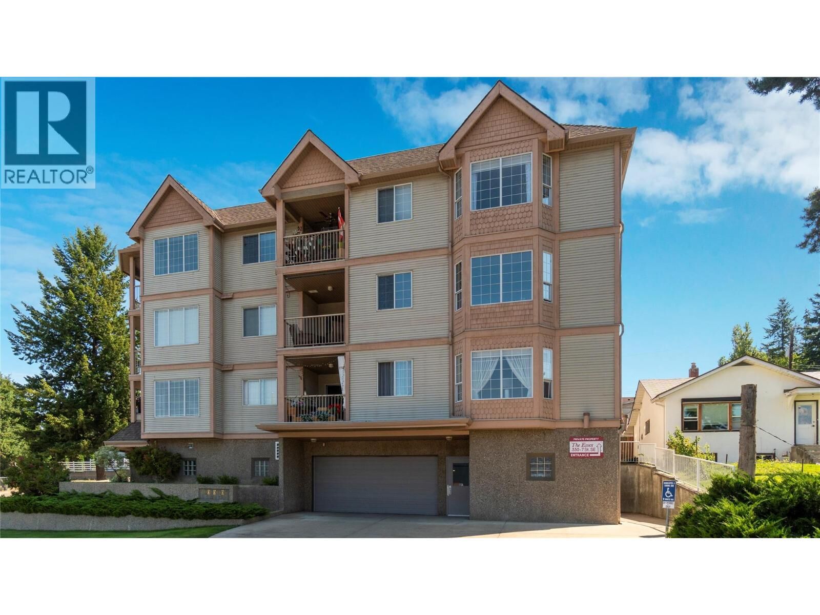 Property Photo:  330 7 Street Southeast 303  BC V1E 1S7 