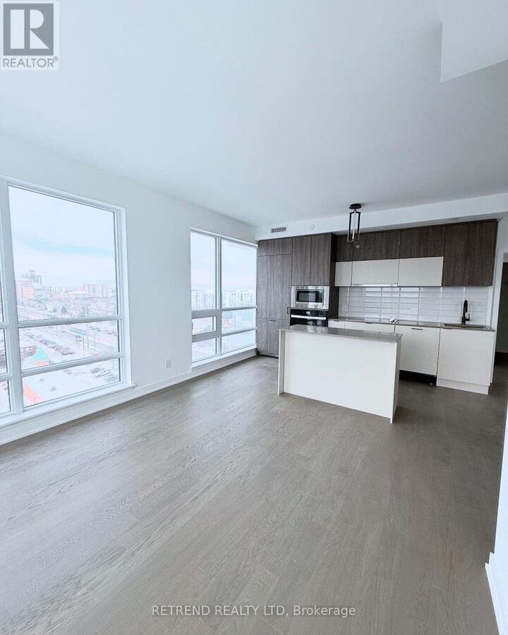 Property Photo:  8888 Yonge Street 902  ON L4C 6Z1 