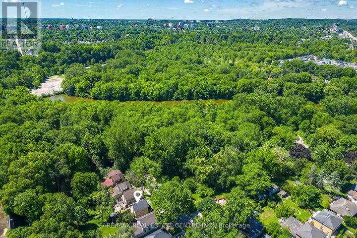 Property Photo: 18 McAlpine Avenue ON N6J 2T4