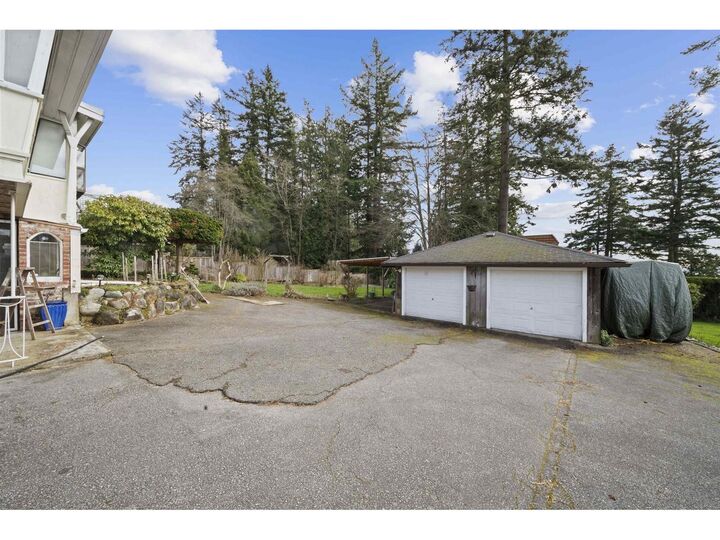 Property Photo: 14862 Thrift Avenue BC V4B 2J7
