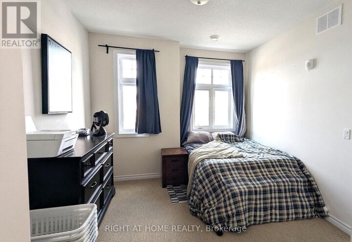 Property Photo:  1360 Costigan Road 210  ON L9T 0Y8 
