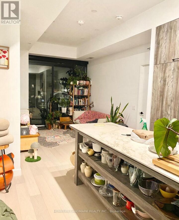 Property Photo:  505 Richmond Street West 427  ON M5V 1Y3 