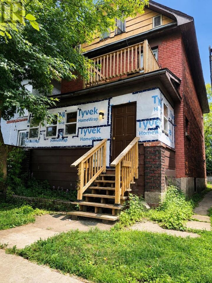 345 Syndicate Ave N — photo 1