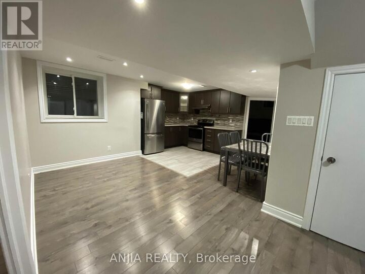 Property Photo:  46 Rampart Drive  ON L6P 2Z1 