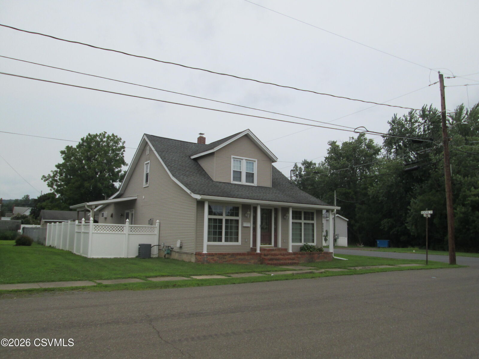 Property Photo: 1101 6th Avenue PA 18603