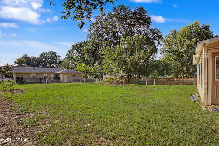 Property Photo:  1211 N 29th Avenue  TN 38343 