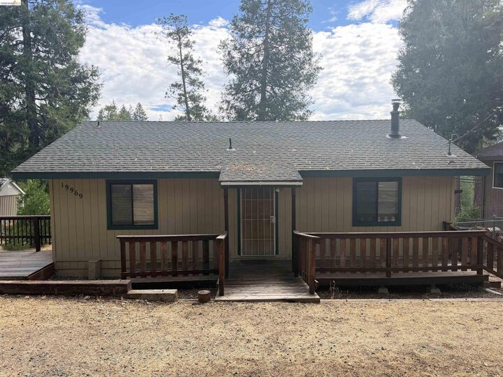 Property Photo: 19969 L Street CA 95383