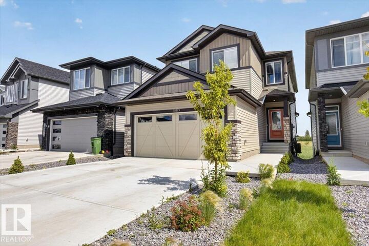 Property Photo:  18119 70 Street NW  AB T5Z 0V6 