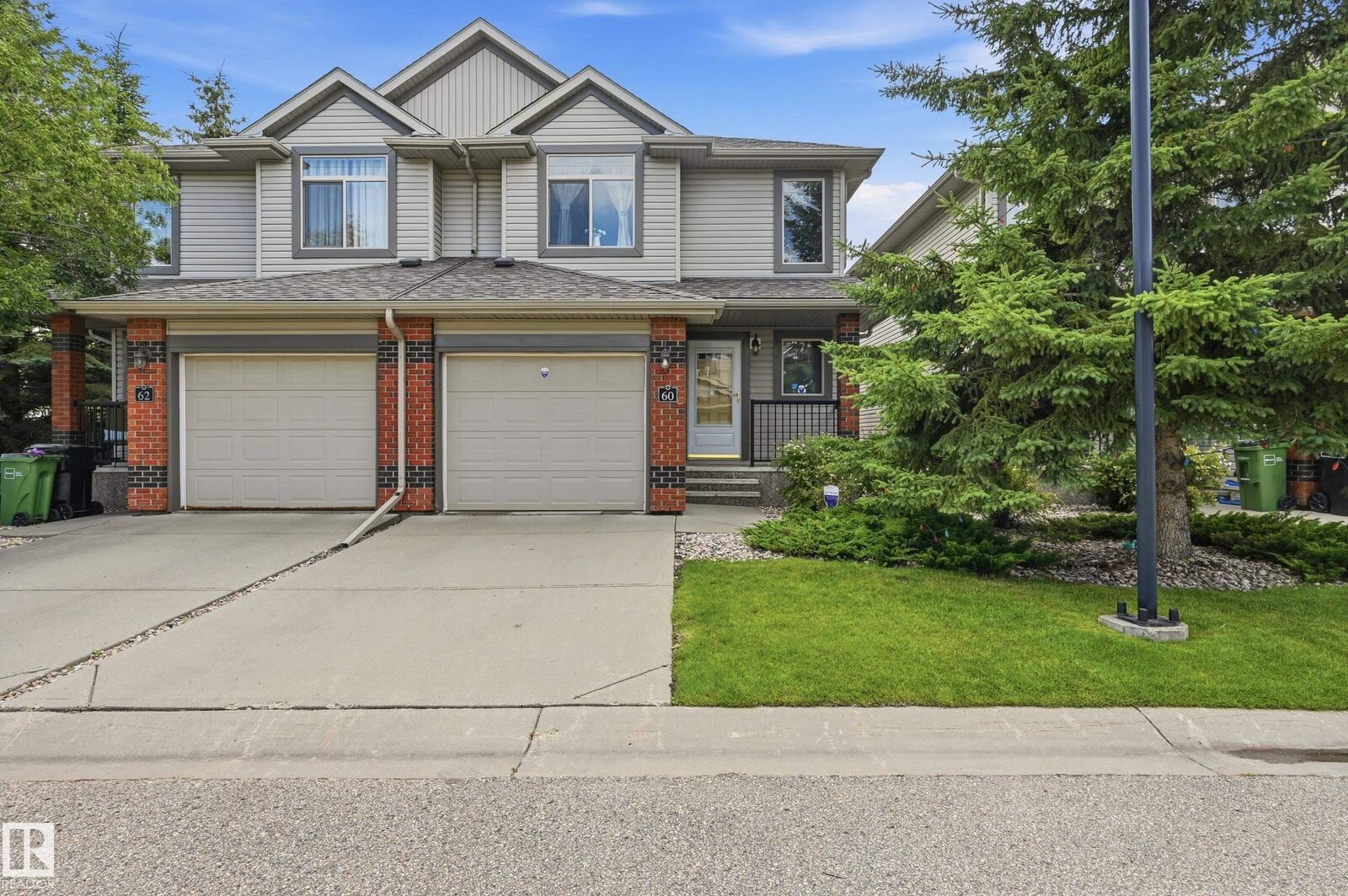 Property Photo: 1128 156 Street NW 60 AB T6R 0C9