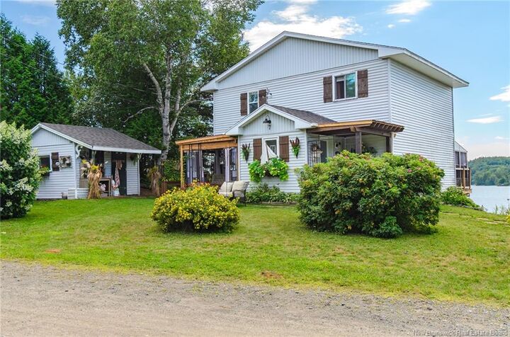 Property Photo: 7 Watercrest Road NB E2S 1B7