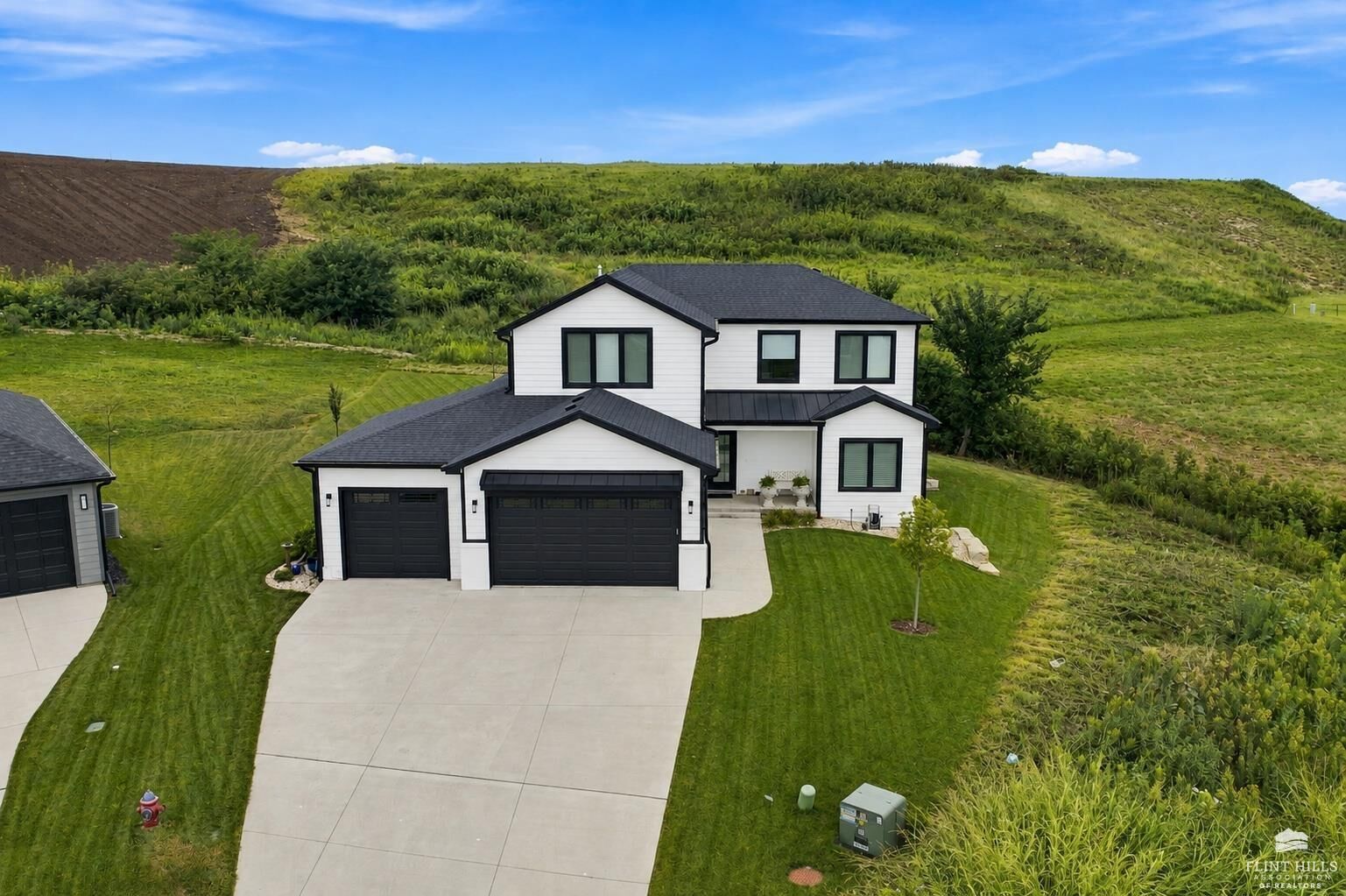 Property Photo:  3914 Travers Circle  KS 66503 