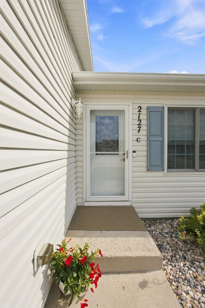 Property Photo: 2127 58th Avenue S ND 58104