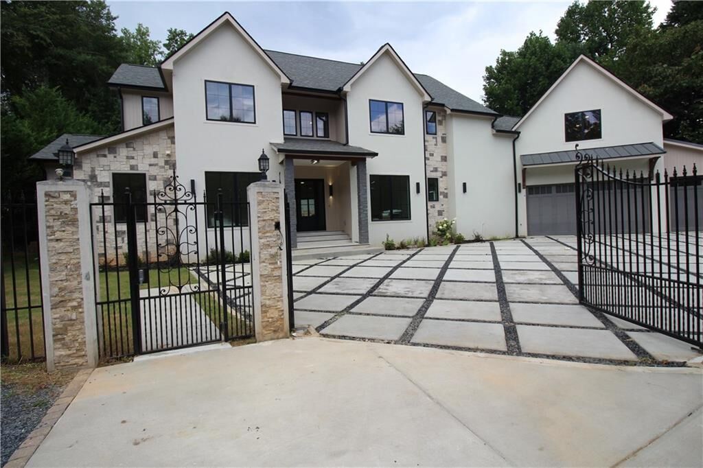 Property Photo:  39 Johnson Ferry Road NE  GA 30328 