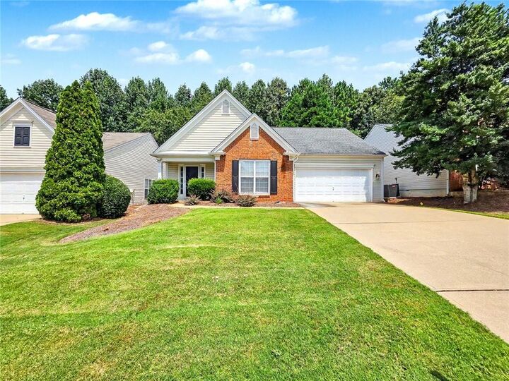 Property Photo: 6730 Waveland Drive GA 30040