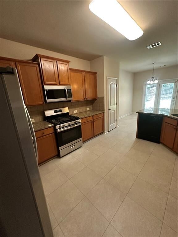 Property Photo: 571 Collingsworth Lane GA 30043