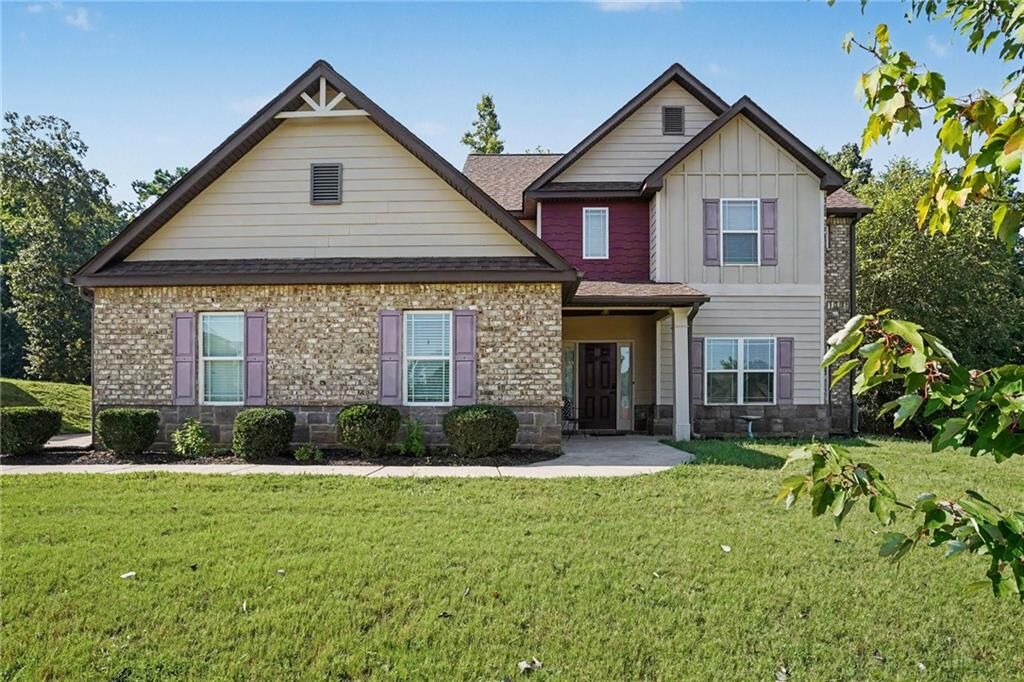 Property Photo: 213 Tapestry Drive GA 30252