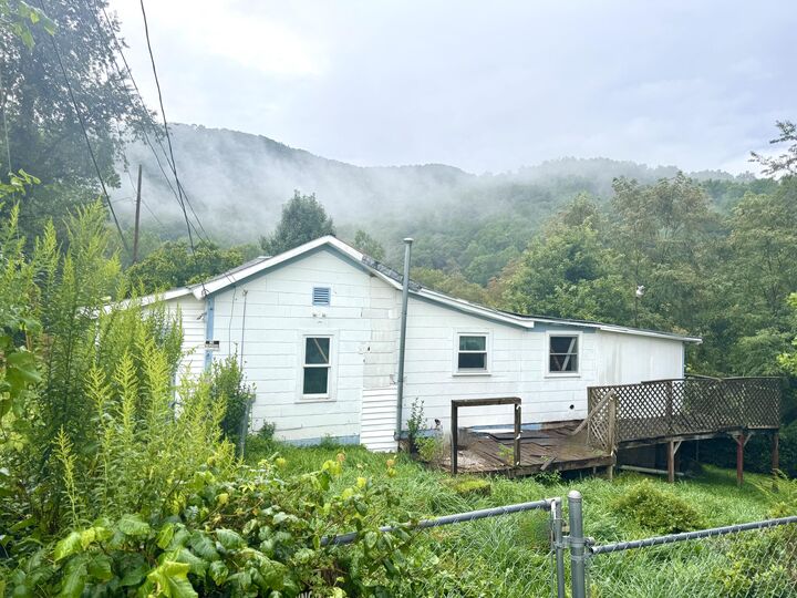 Property Photo: 28 Hill WV 26261