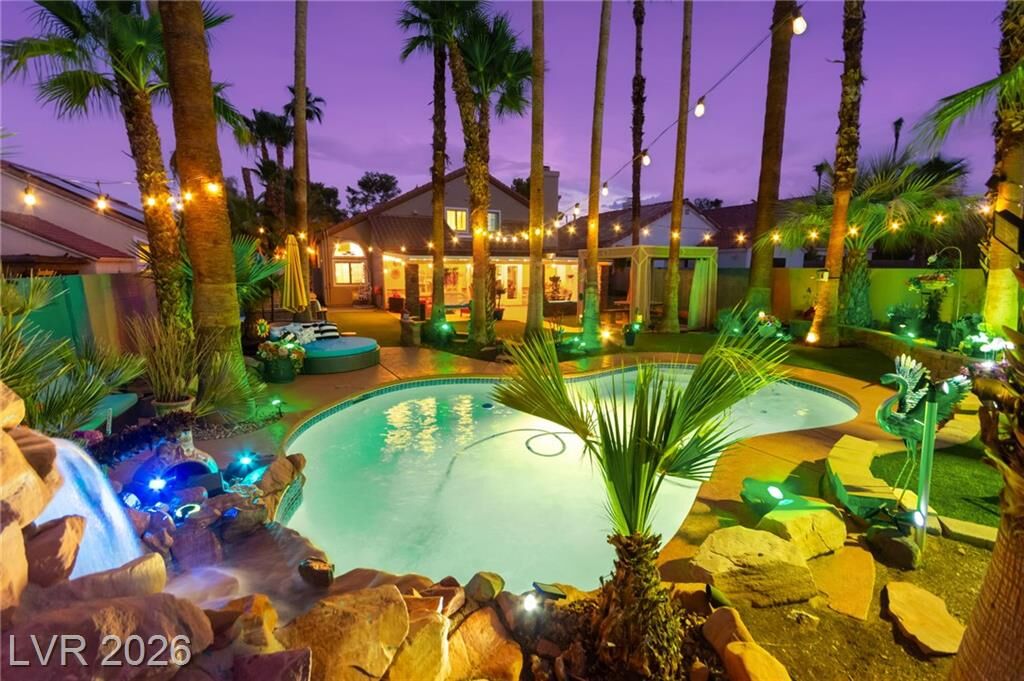 Property Photo: 2710 Knightsbridge Road NV 89074