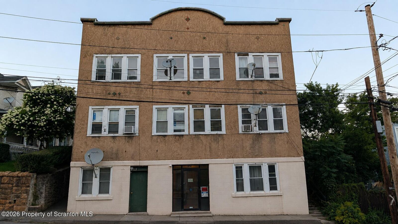 Property Photo: 914 W Lackawanna Avenue 6 PA 18504