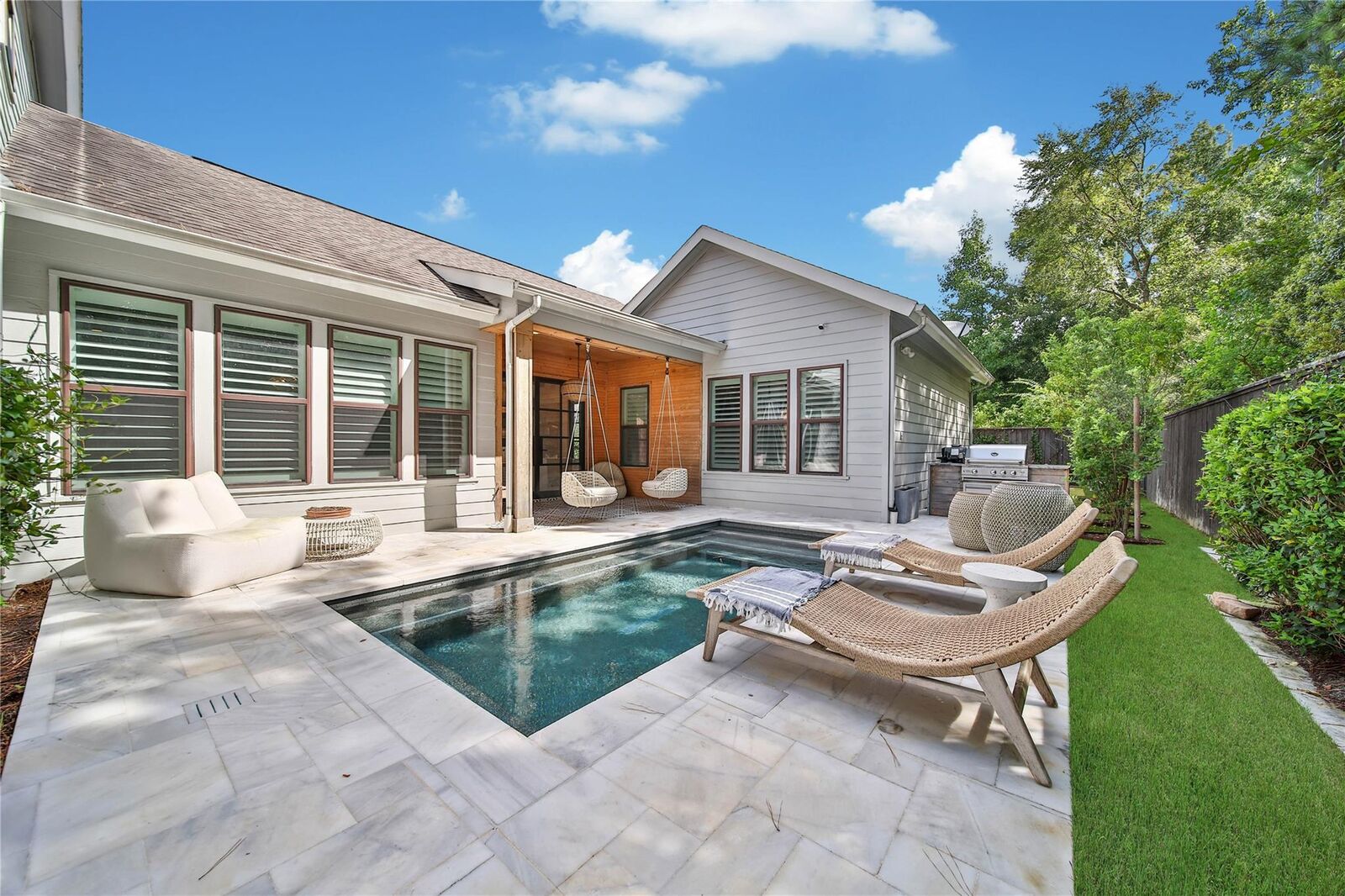 Property Photo: 106 Grant Cove Drive TX 77316