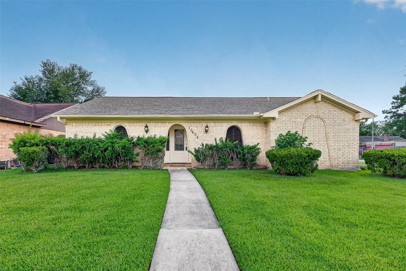 Property Photo:  10602 Sagewind Drive  TX 77089 