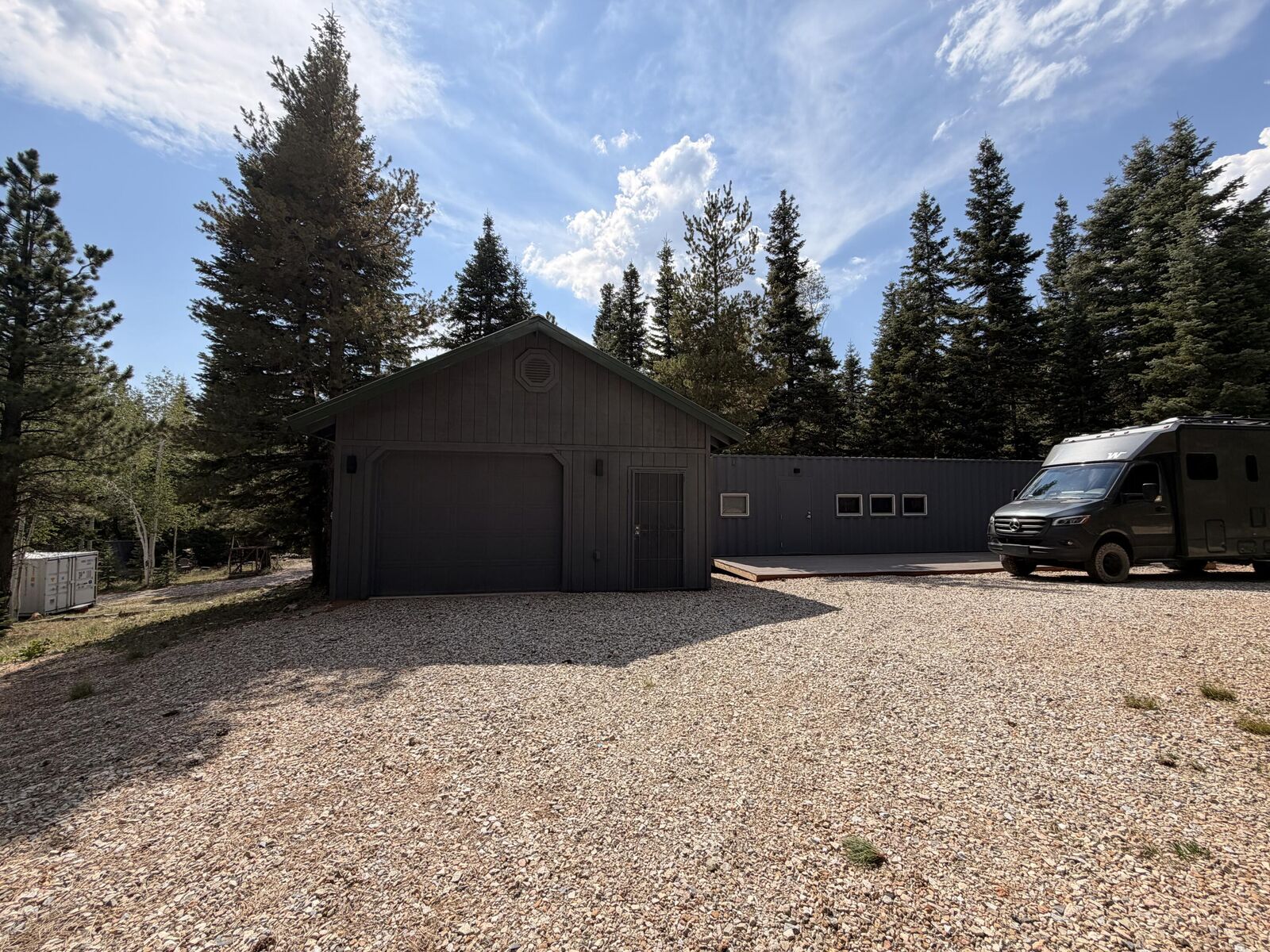 Property Photo:  