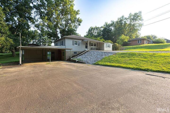 Property Photo:  520 Center Street  IN 47635 
