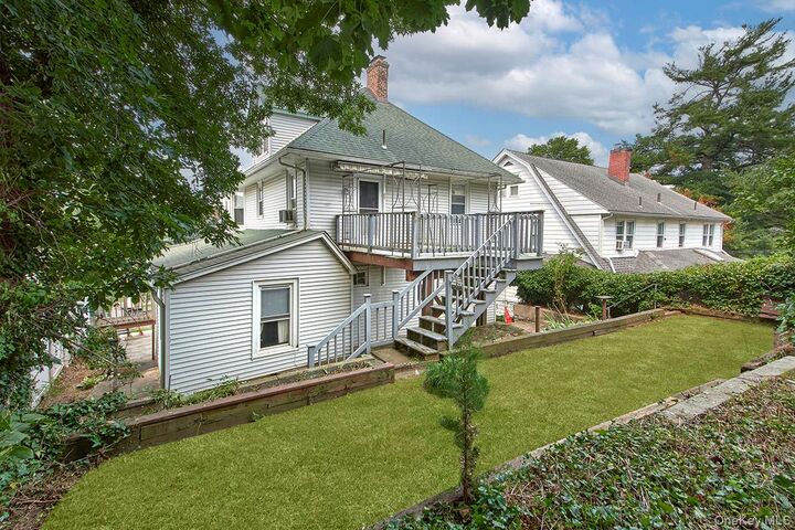 Property Photo:  45 Lispenard Avenue  NY 10801 
