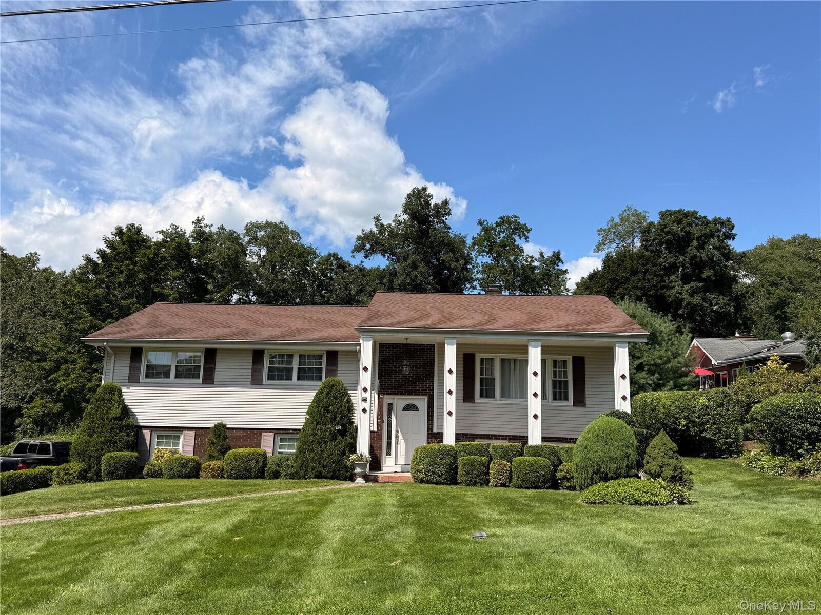 Property Photo:  8 Pinewood Sherman, Ct Shores  CT 06784 