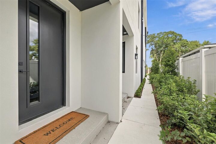 Property Photo:  310 W Columbus Drive 3  FL 33602 
