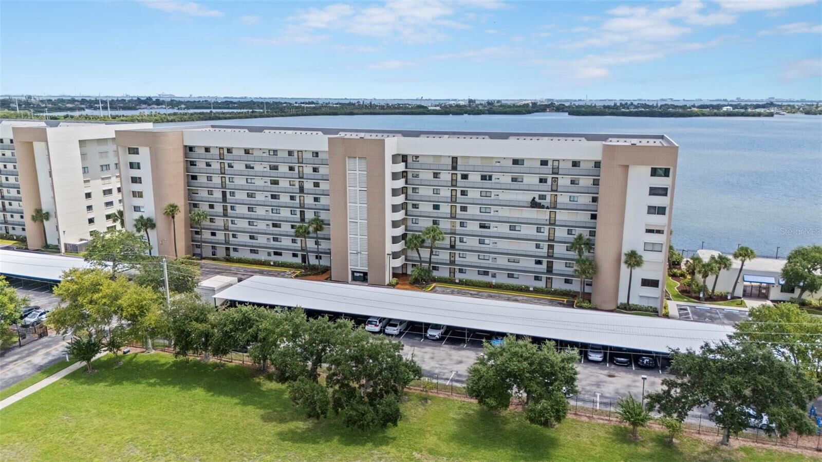 Property Photo:  300 S Sykes Creek Parkway 105  FL 32952 