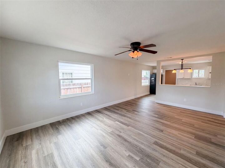 Property Photo: 2596 38th Avenue N FL 33713
