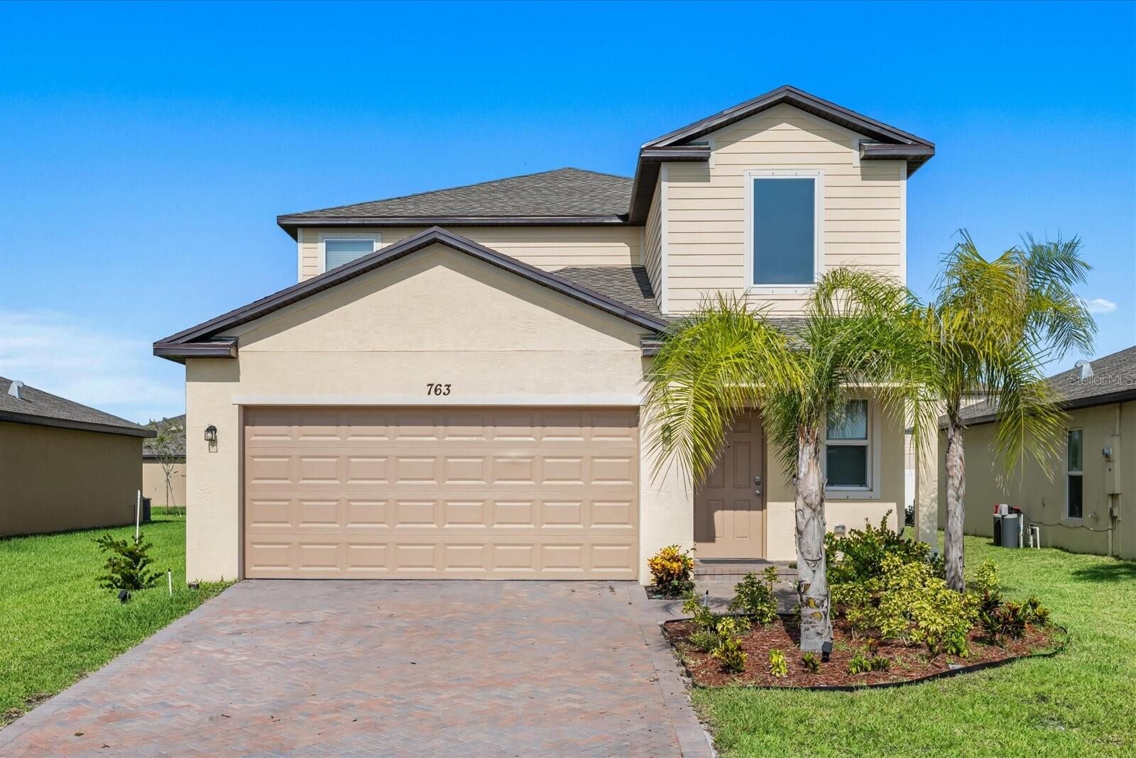 Property Photo:  763 Carlyle Way  FL 34947 