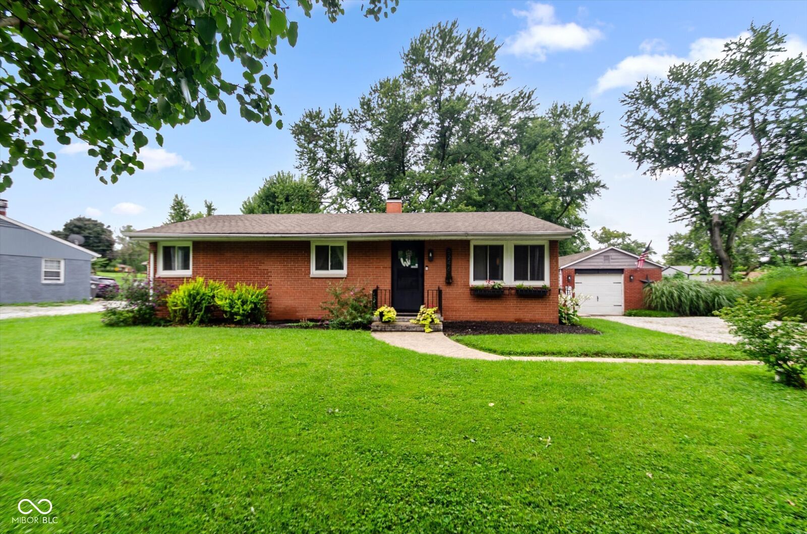 Property Photo: 5246 S Capitol Avenue IN 46217