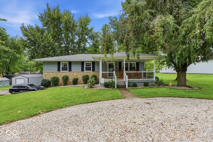 Property Photo:  507 E Jefferson Street  IN 47272 