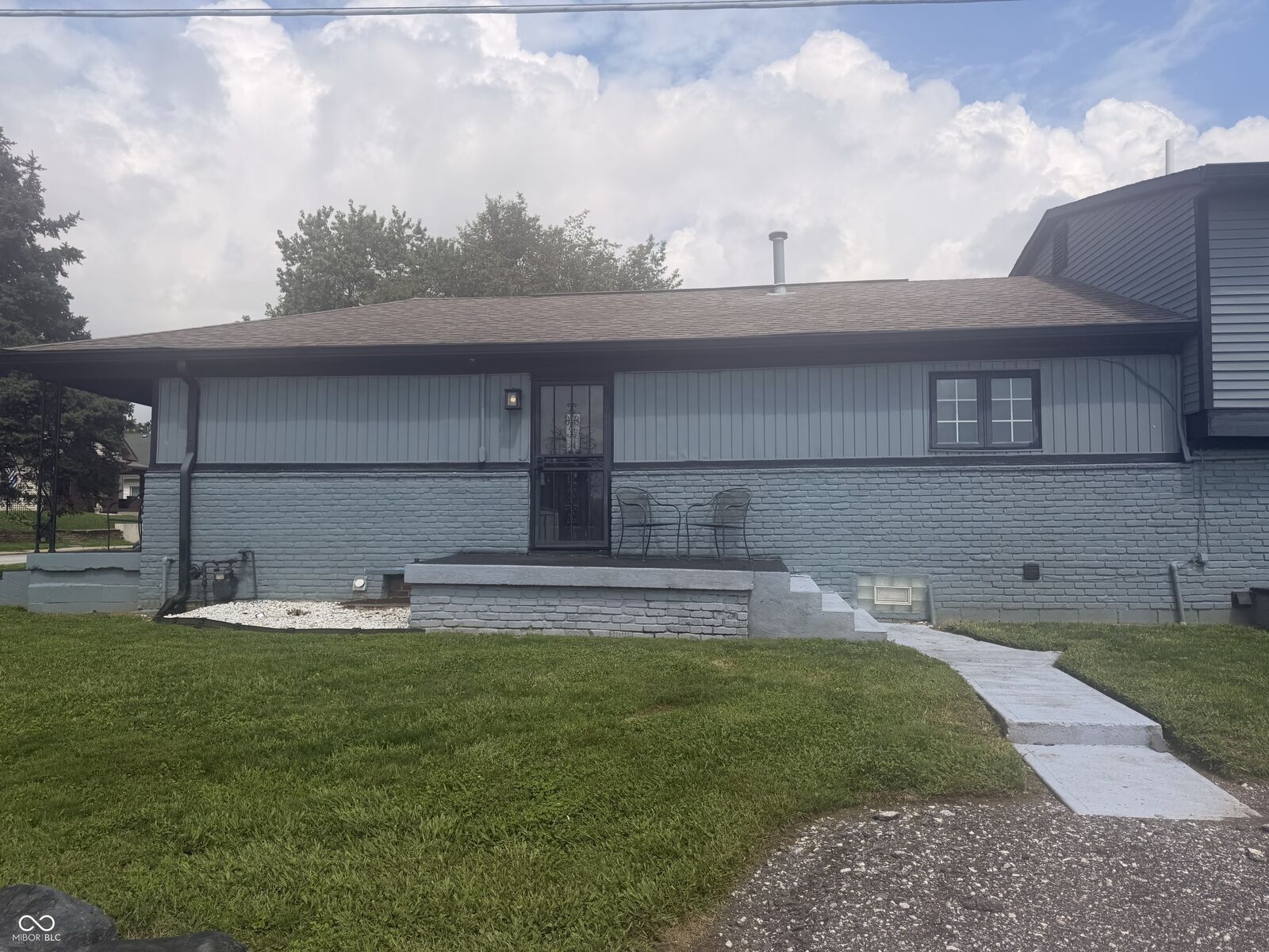 Property Photo:  124 Bellefontaine Street  IN 46107 